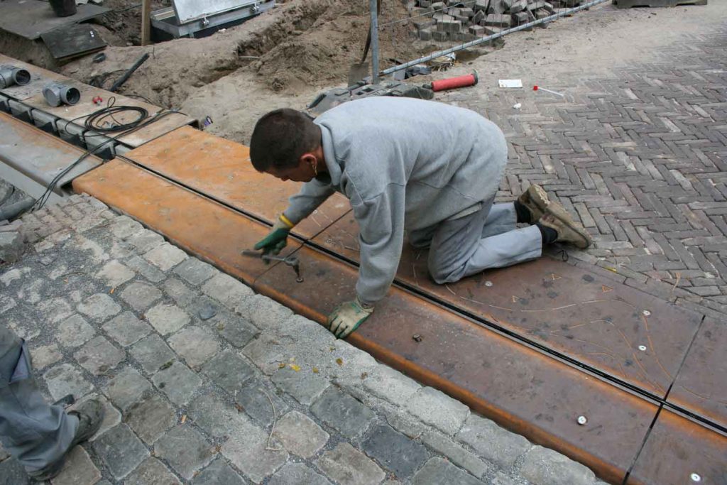 Utrecht-domplein-Restauratie-atelier-Okra-en-Rots-Maatwerk-denekamper-metaal-industrie-6